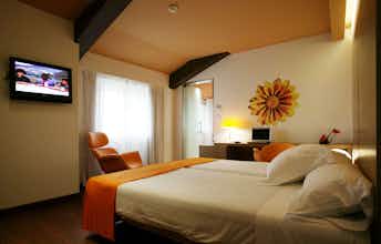Hotel Petit Palace Plaza Malaga photo 4