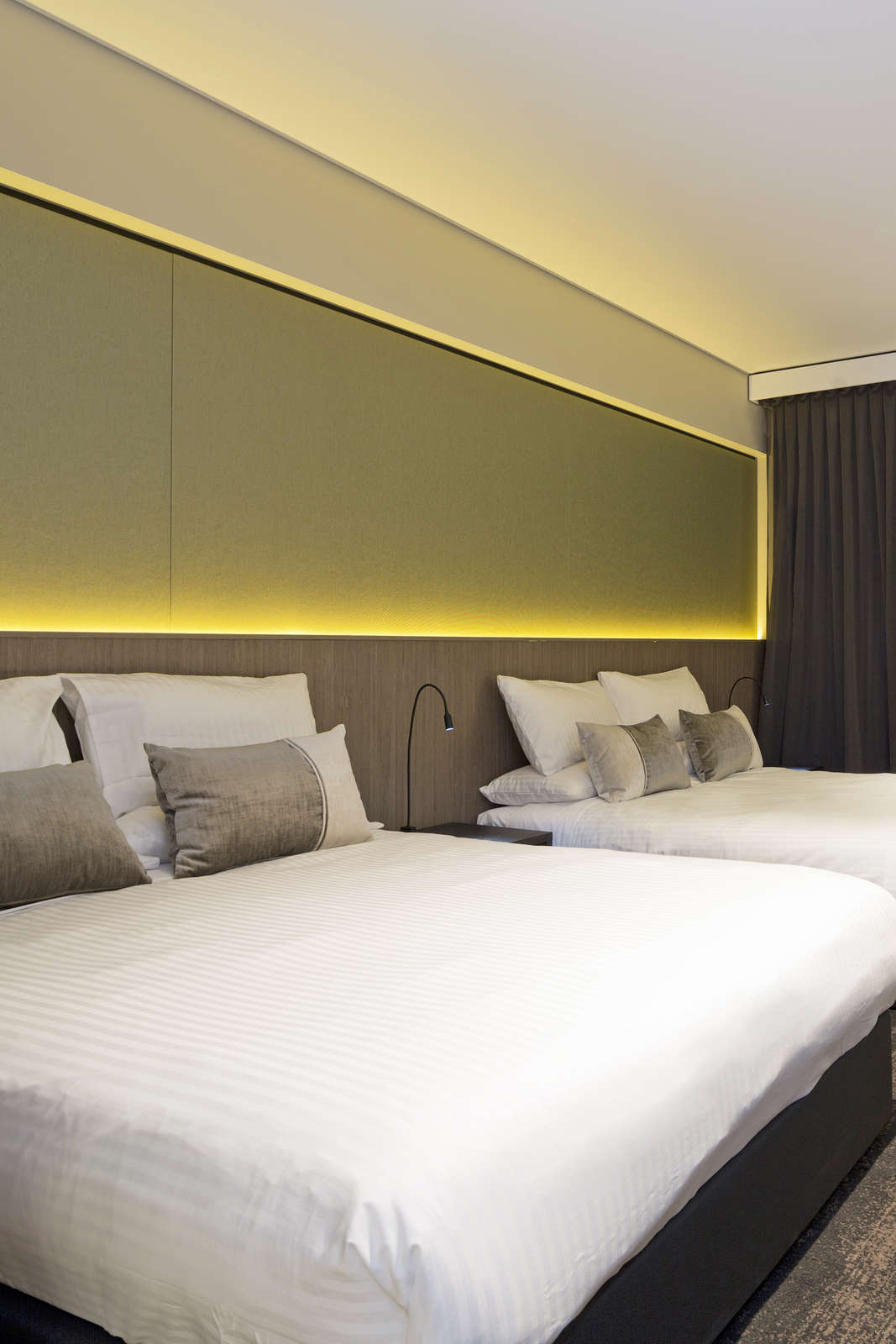 Hotel The Glen Hotel and Suites photo 1