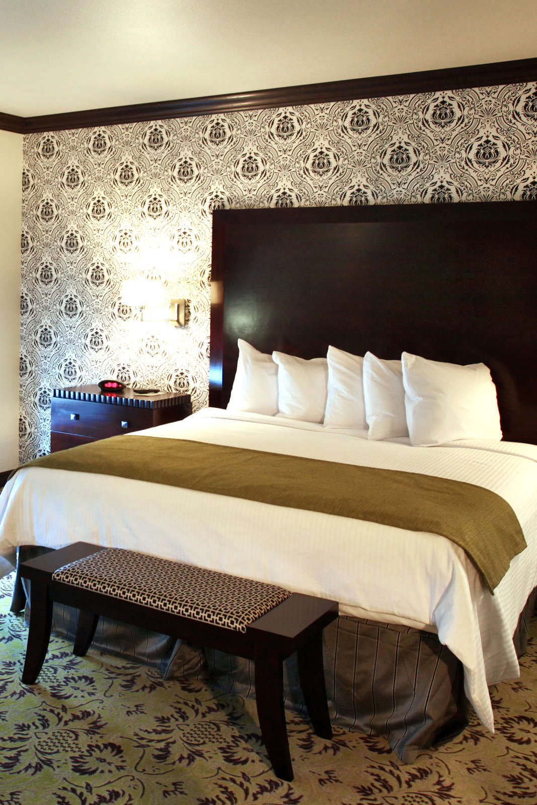 Hotel Hawthorn Suites by Wyndham Lubbock photo 3