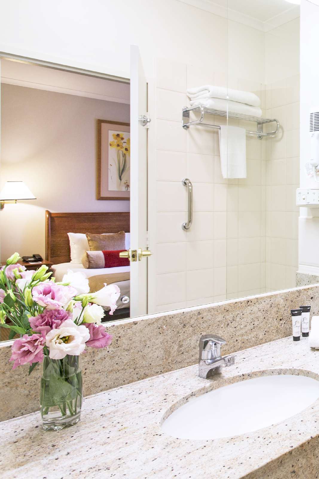 Hotel Hotel Grand Chancellor Adelaide on Currie photo 5