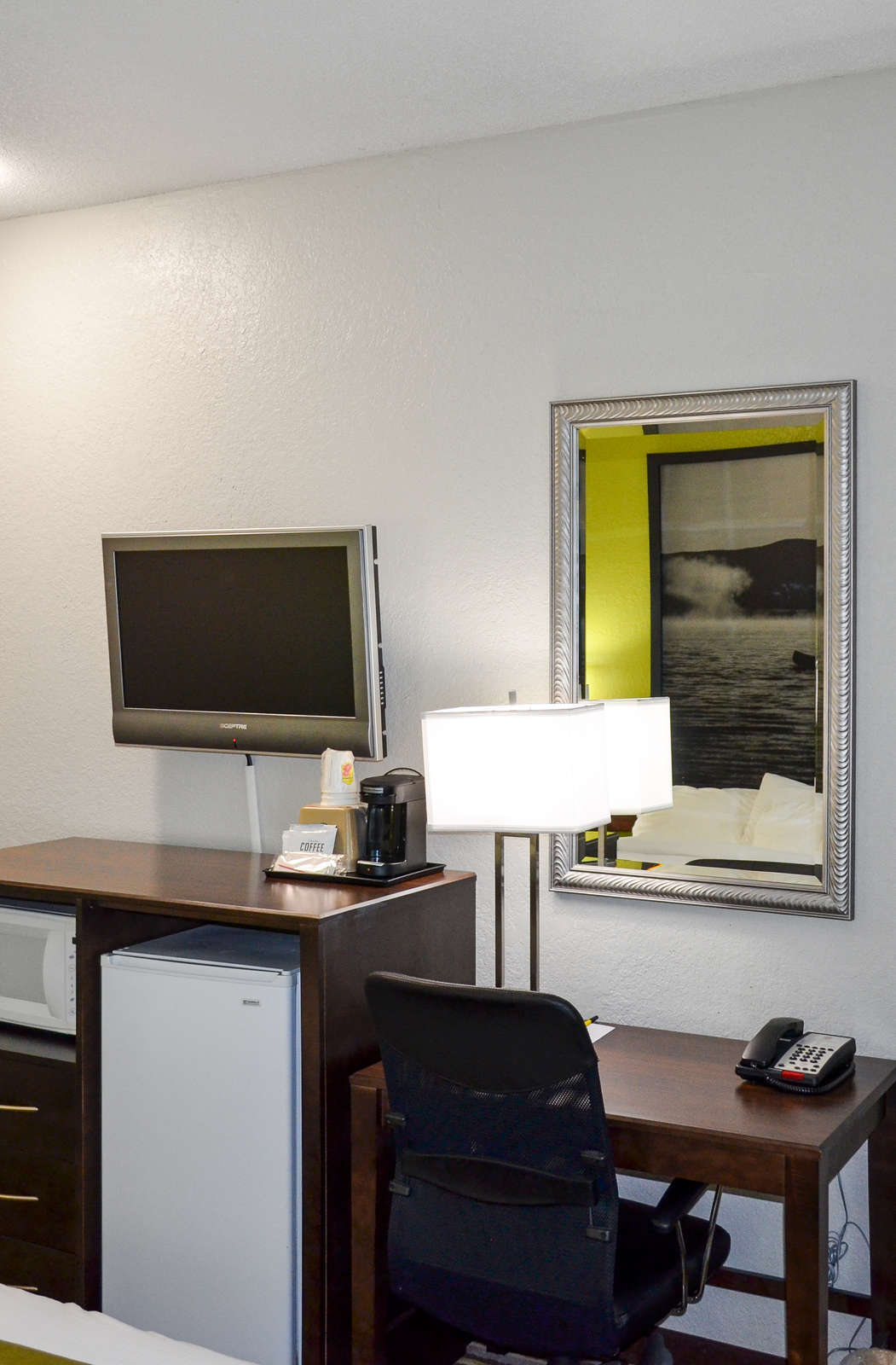 Hotel Super 8 Freeport photo 3