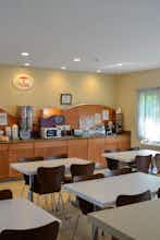 Hotel Super 8 Freeport photo 5