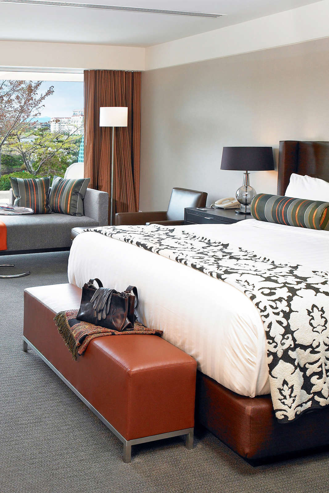 Hotel Inn at Laurel Point photo 5