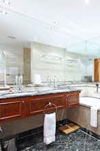 Hotel Lindner Hotel und Residence Main Plaza photo 5