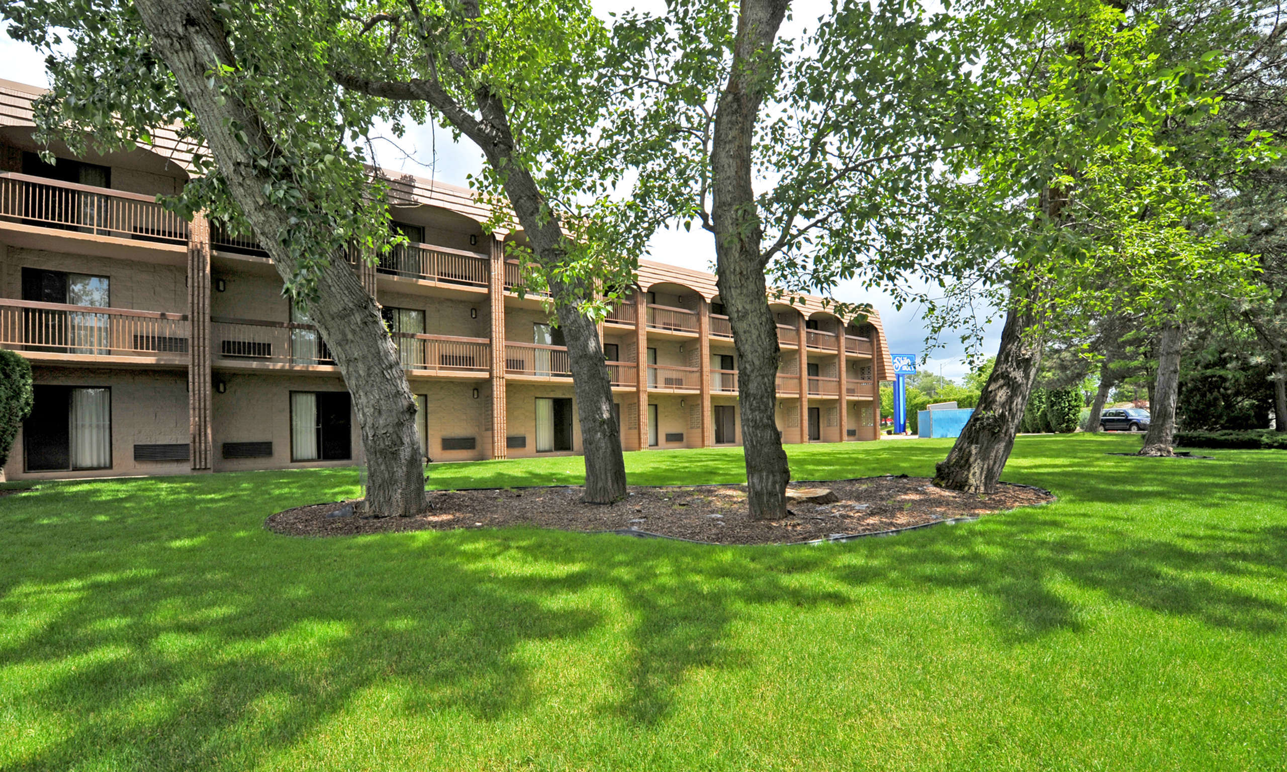 Cottonwood Suites Boise Riverside Downtown