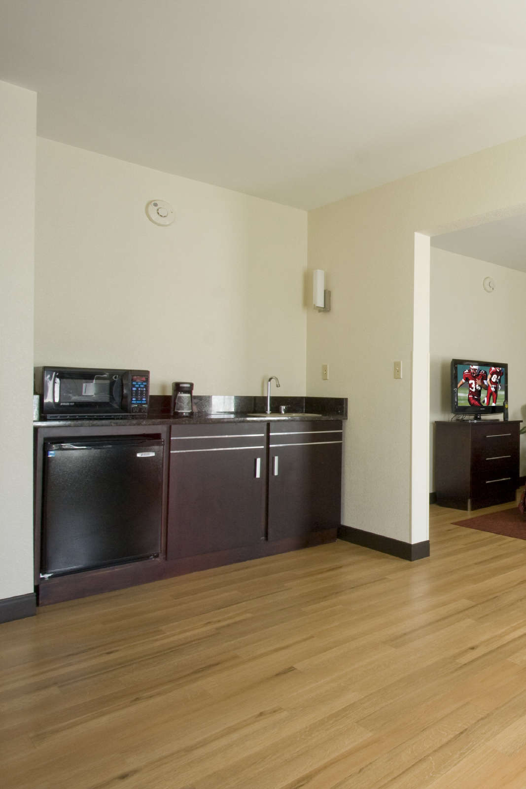 Hotel Red Roof PLUS+ Columbus Downtown-Convention Center photo 5