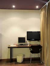Hotel Petit Palace Arana photo 2