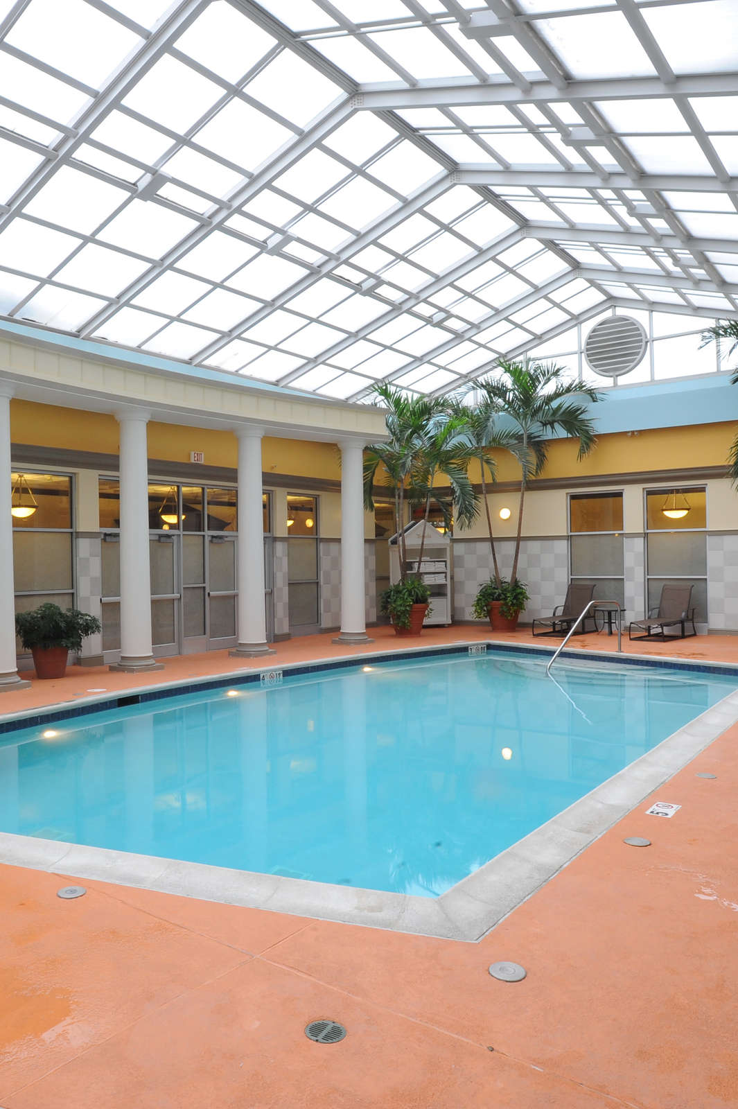 Hotel Radisson Cincinnati Riverfront photo 2