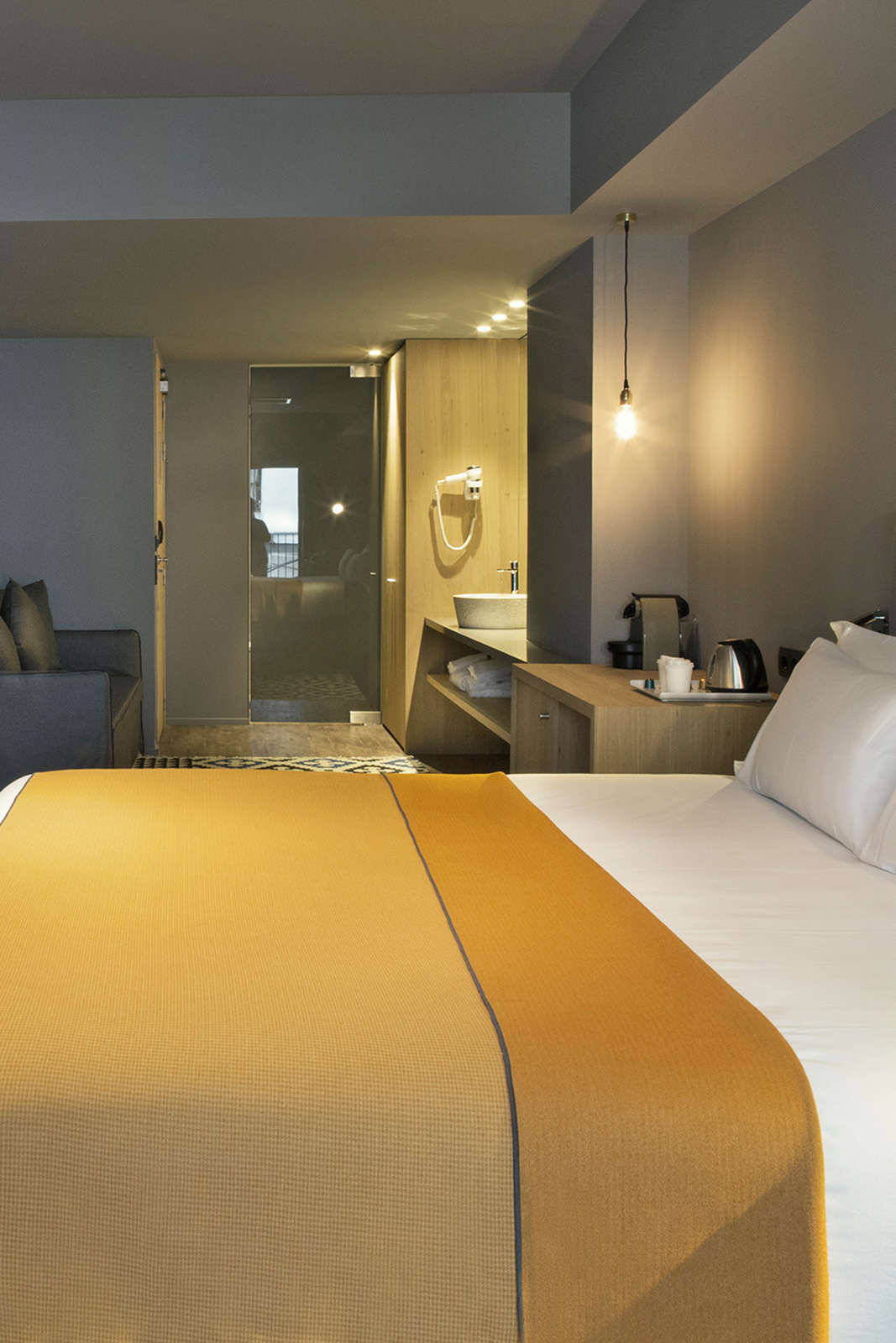 Hotel Yurbban Trafalgar photo 5