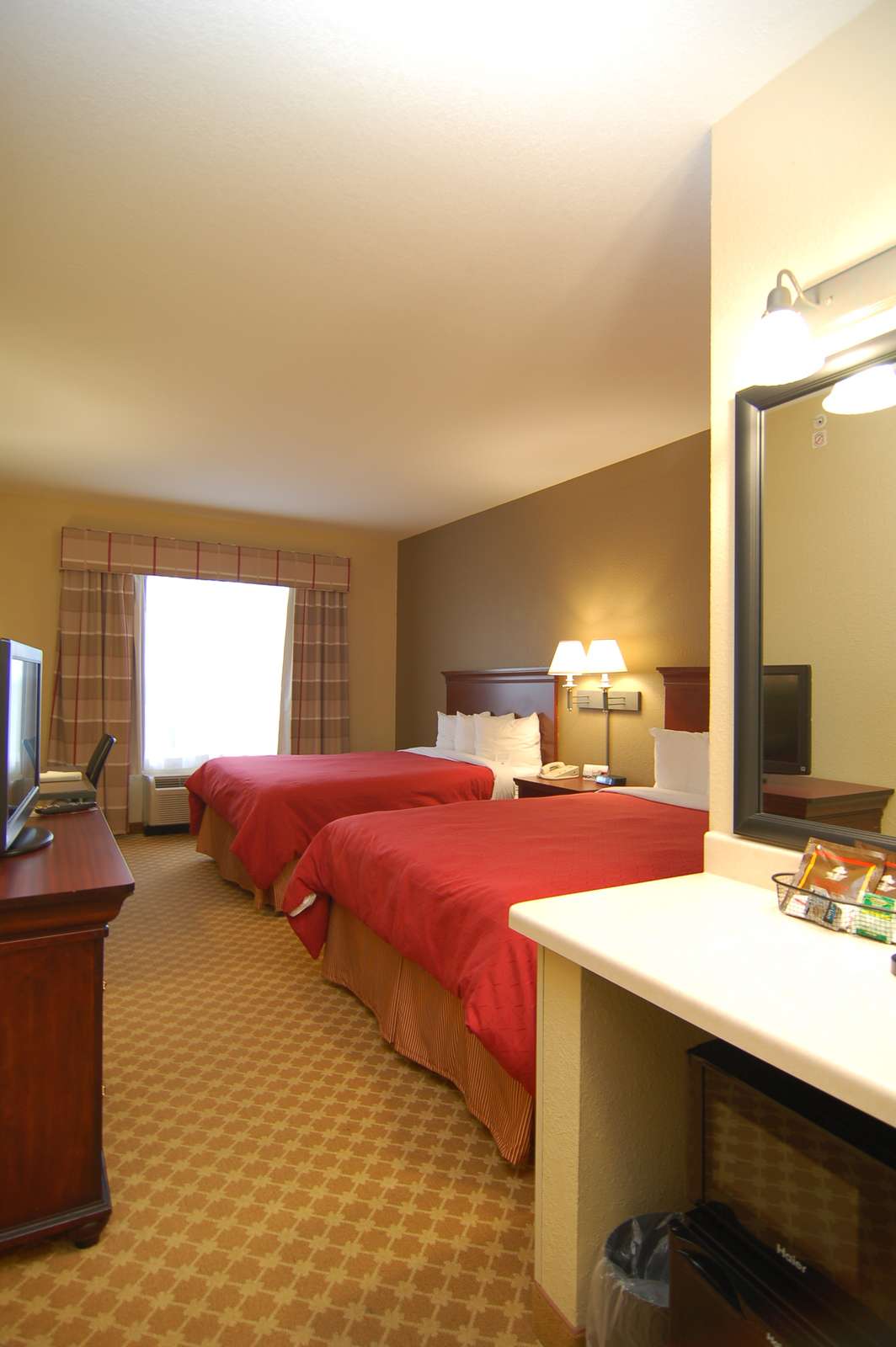 Hotel Country Inn & Suites by Carlson Milwaukee West Brookfield photo 4