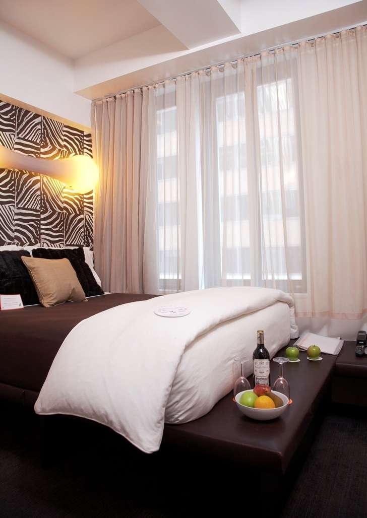 Hotel Room Mate Grace photo 1