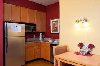 Hotel Residence Inn Neptune at Gateway Centre photo 2