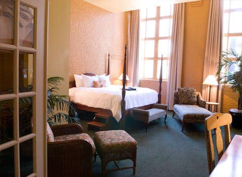 Hotel Hampton Inn & Suites Convention Center photo 4