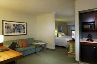 Hotel SpringHill Suites Newark Liberty Airport photo 4