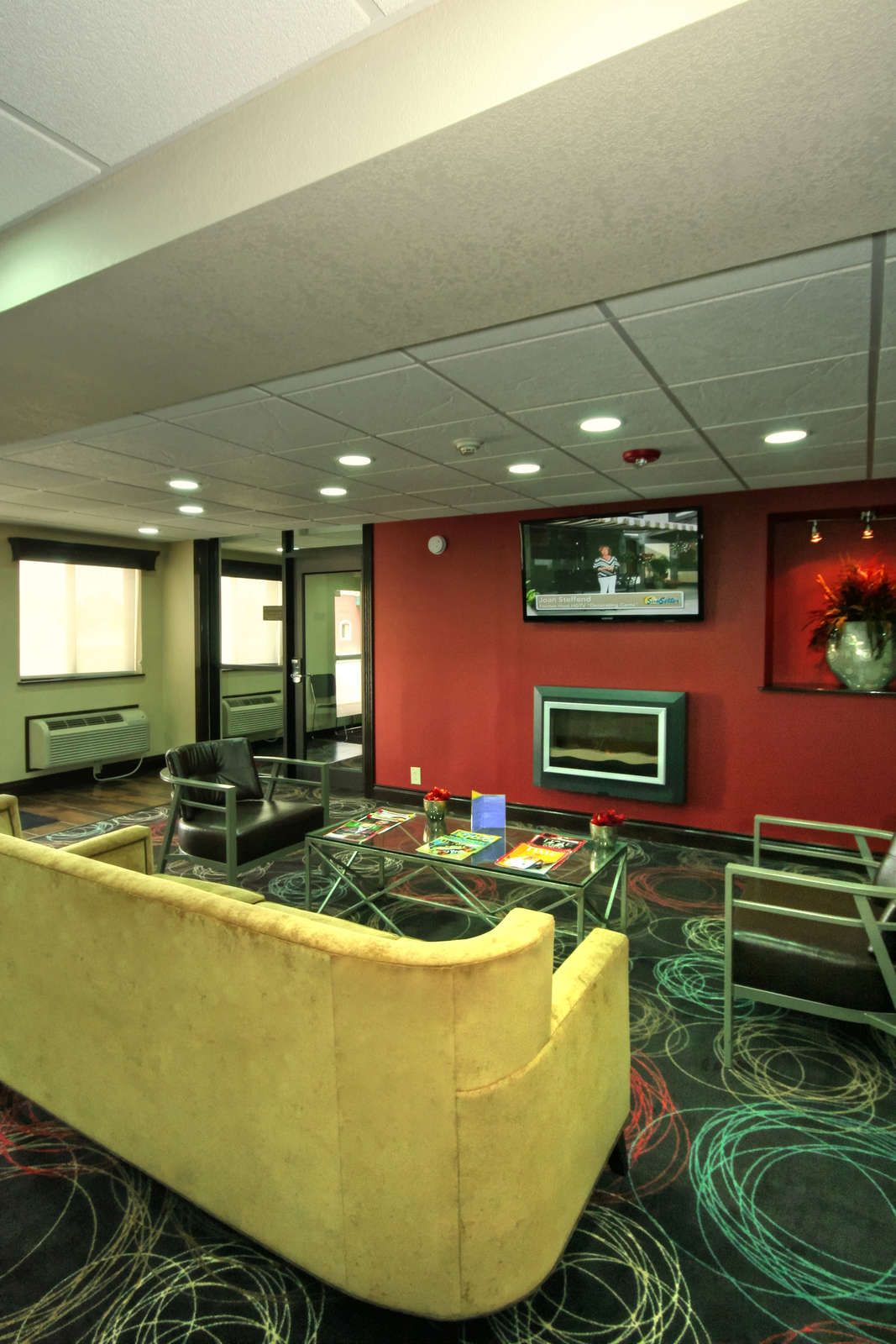 Hotel Ramada Tulsa photo 2