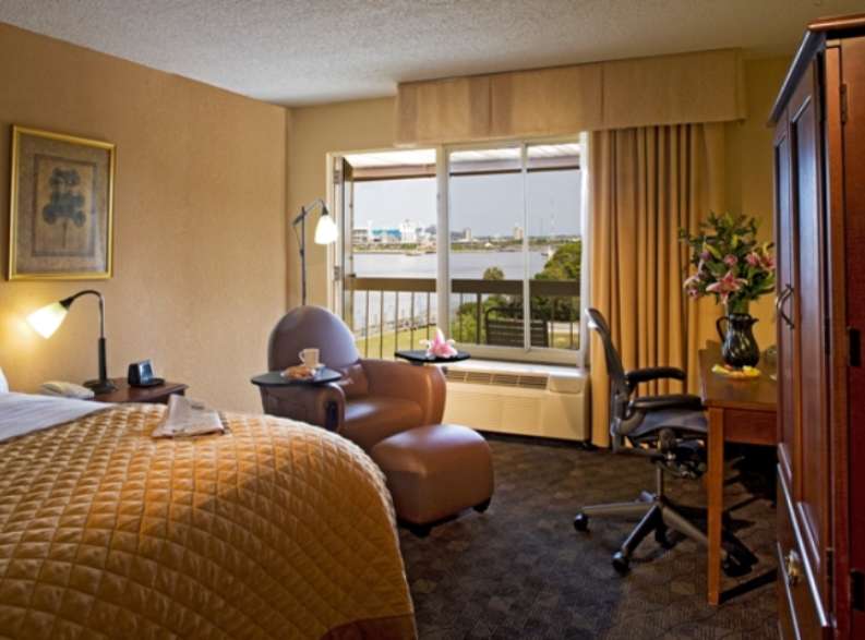 Hotel Wyndham Jacksonville Riverwalk photo 4