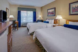 Hotel Country Inn & Suites photo 2
