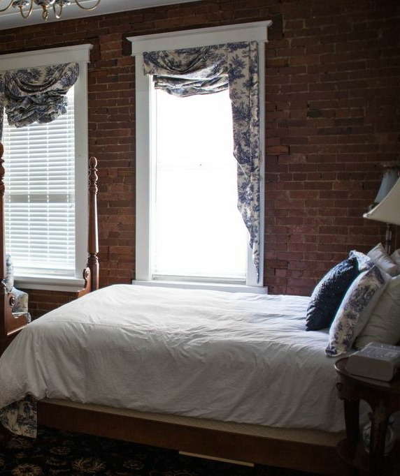 Hotel StoneFort Inn photo 3