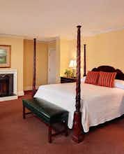 Hotel Planters Inn on Reynolds Square photo 3