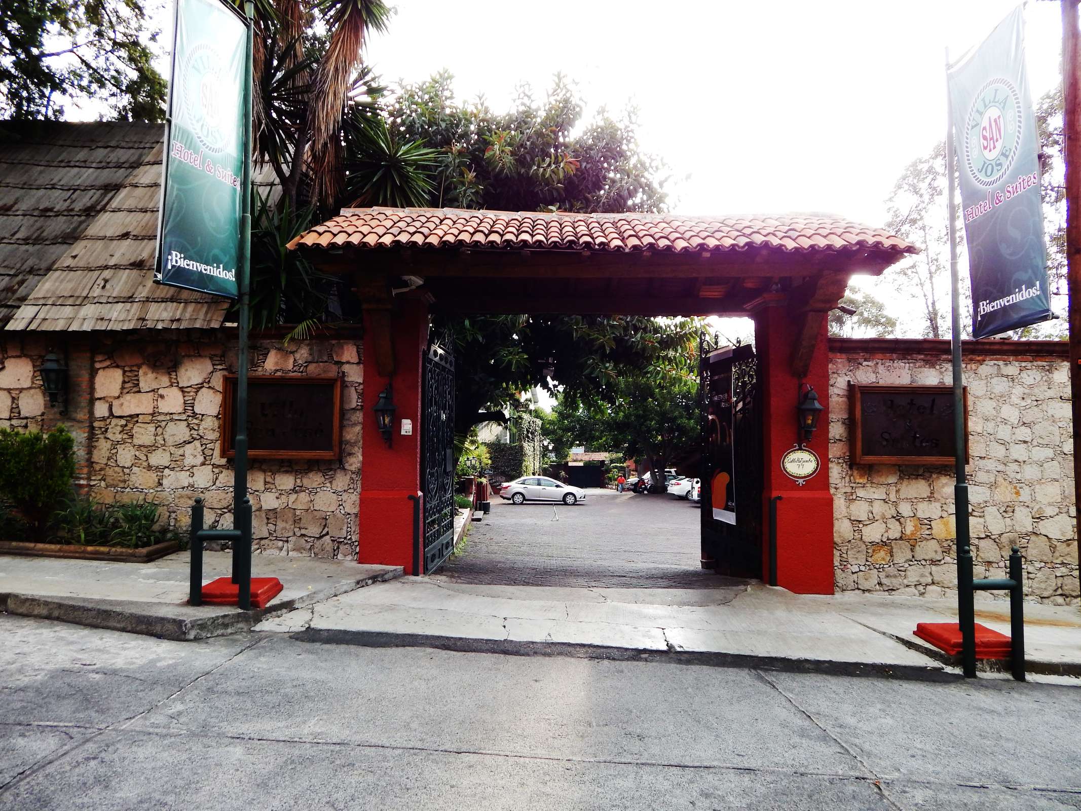 Villa San Jose Hotel & Suites