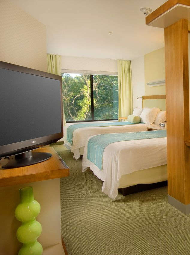 Hotel Springhill Suites Alexandria photo 2