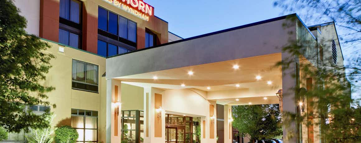 Hawthorn Suites by Wyndham Midwest City