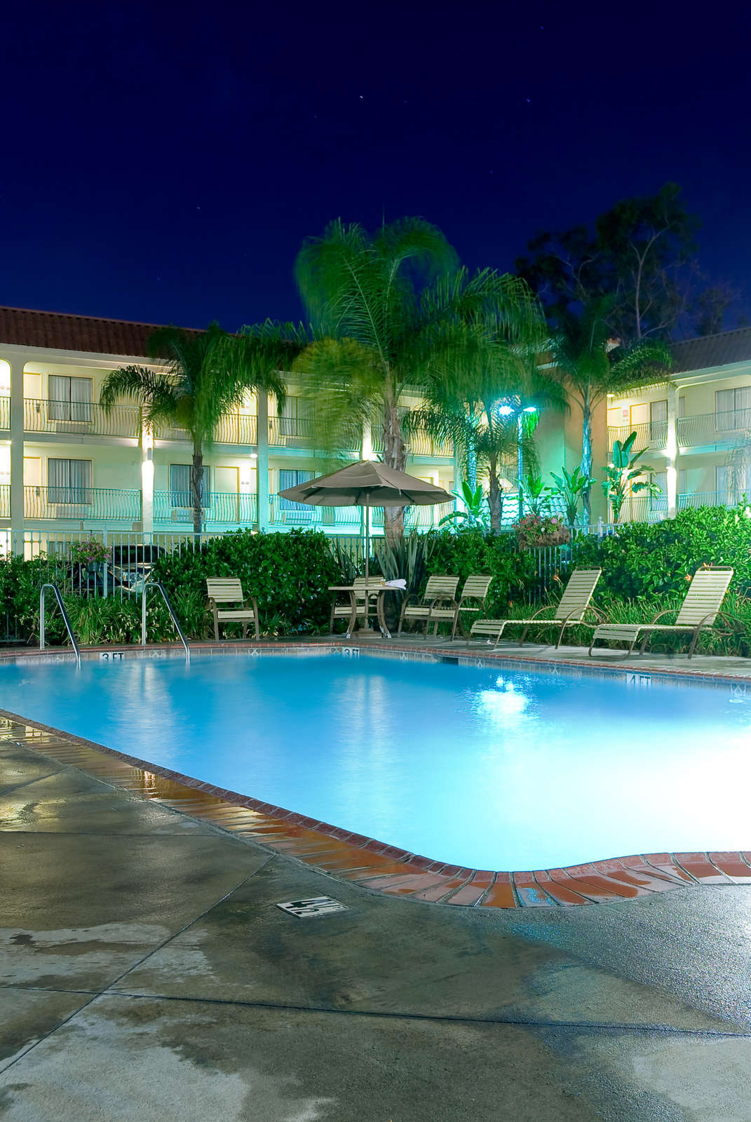 Hotel Cortona Inn & Suites photo 1