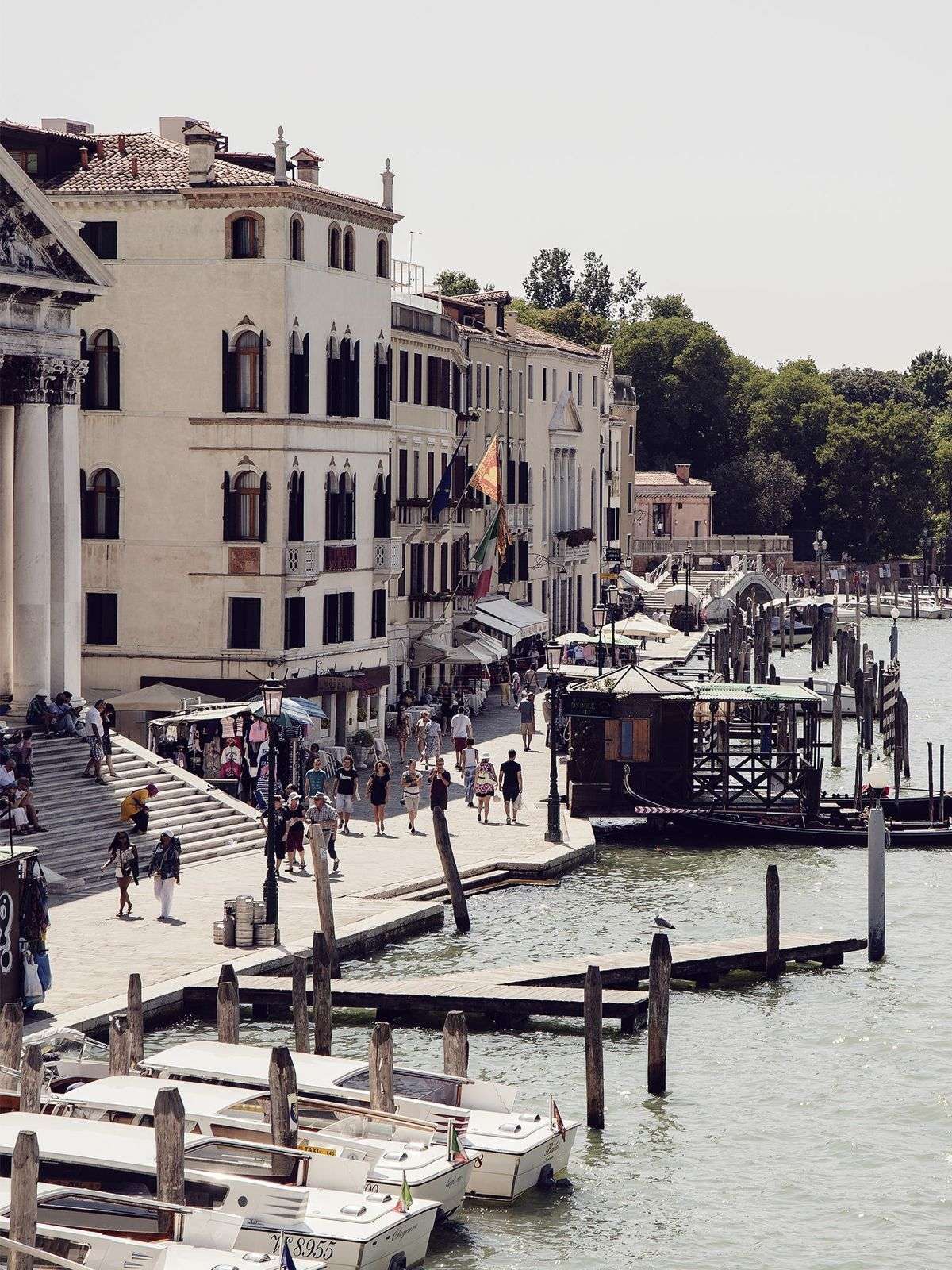 Hotel Hotel Antiche Figure photo 1