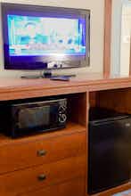 Hotel Tropicana Inn & Suites photo 5