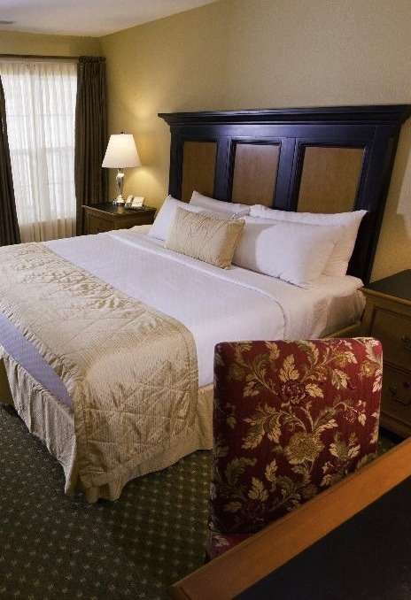 Hotel The Historic Powhatan Resort photo 2