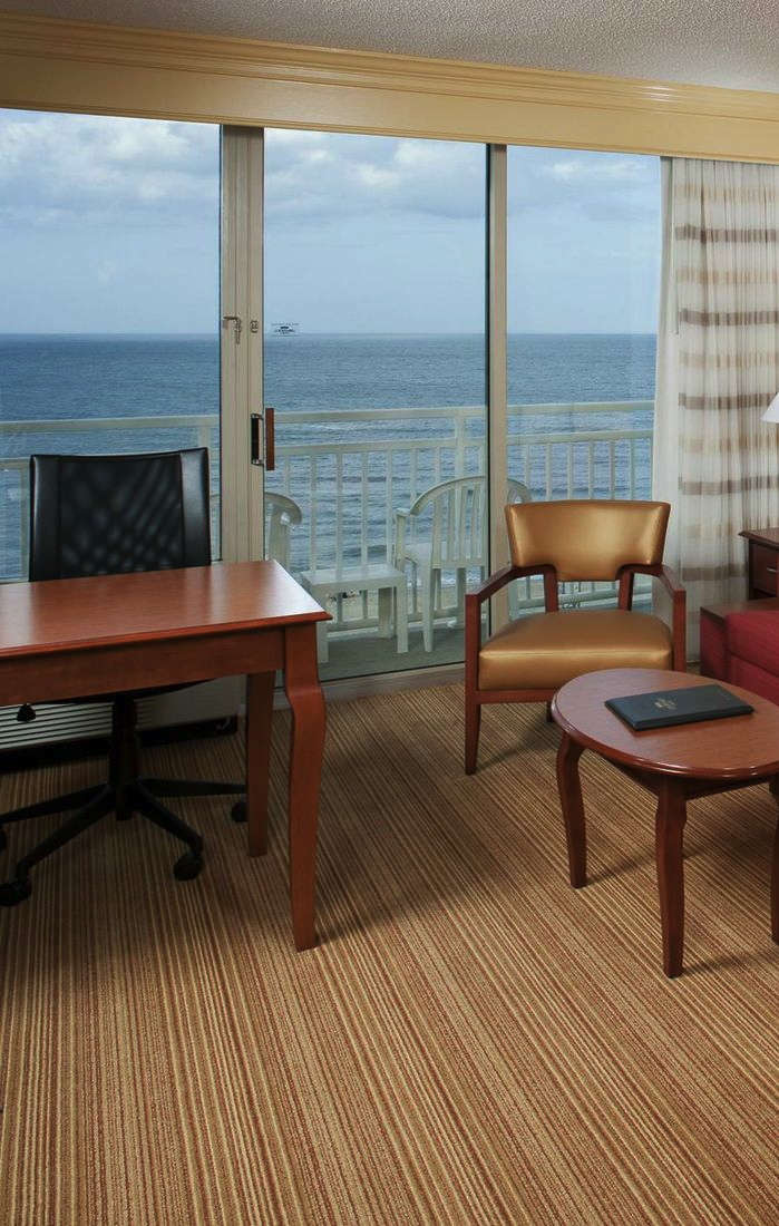 Hotel Courtyard Oceanfront - N 37th St photo 5