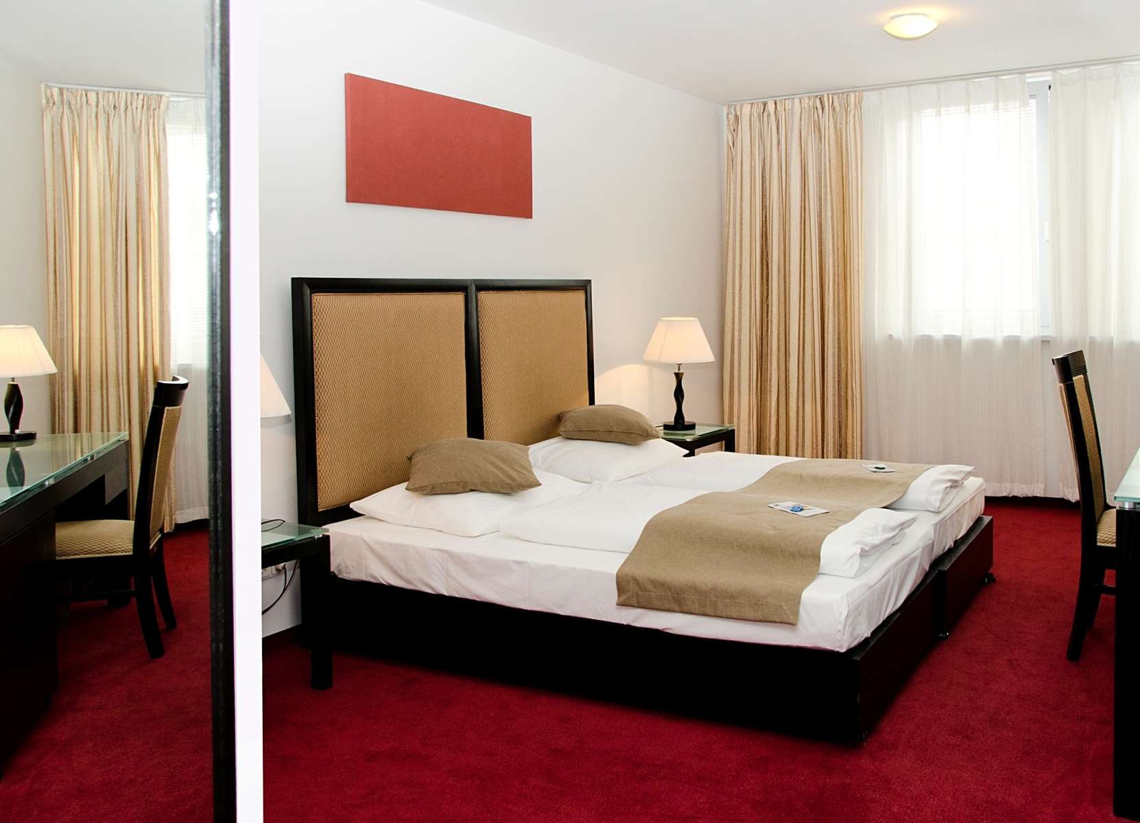 Hotel The Corner Hotel photo 2