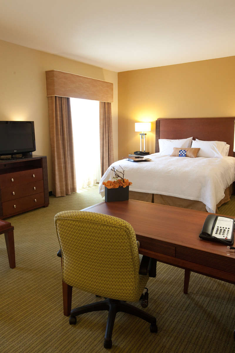 Hotel Hampton Inn & Suites Riverside Corona East photo 2