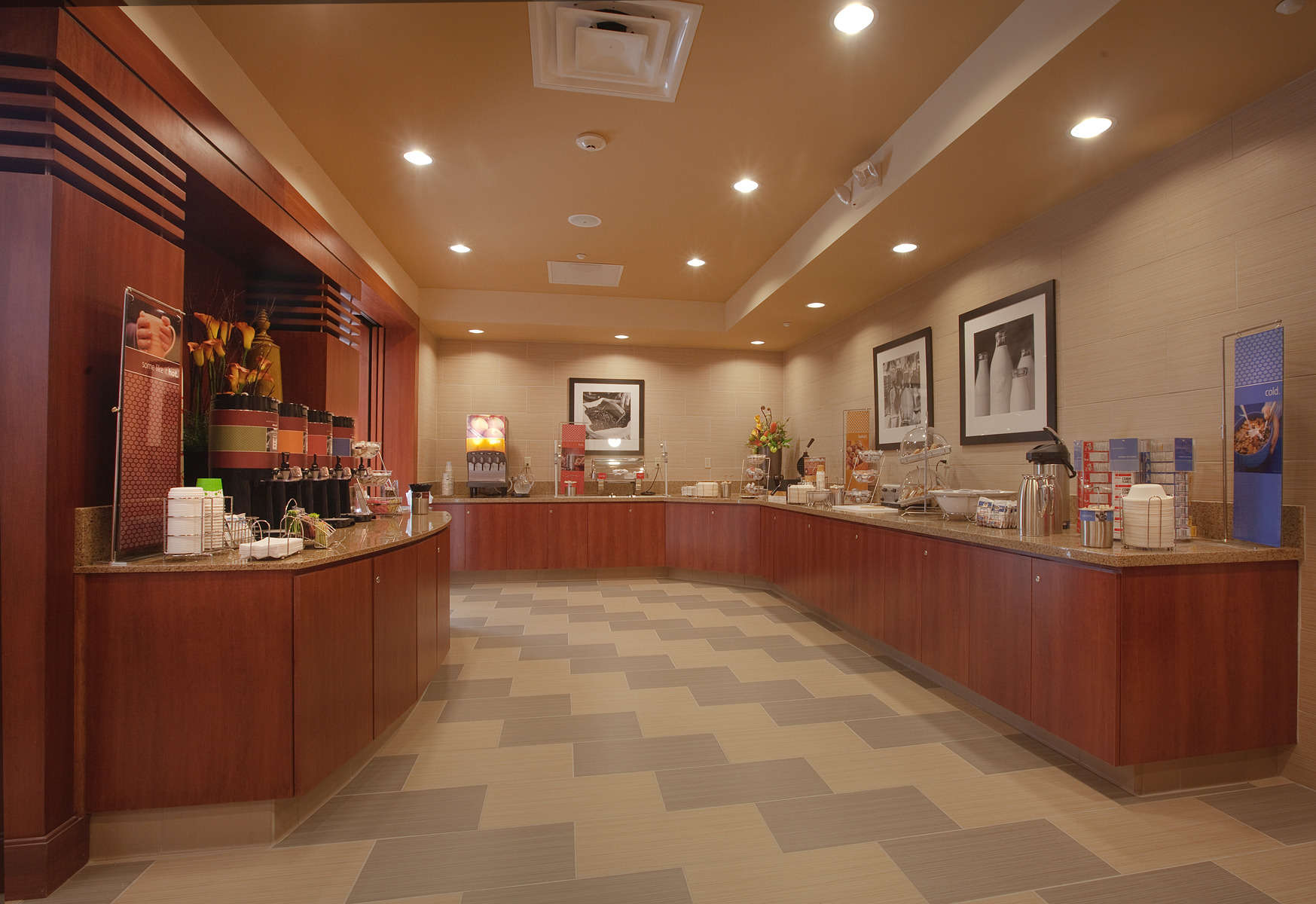 Hotel Hampton Inn & Suites Riverside Corona East photo 4