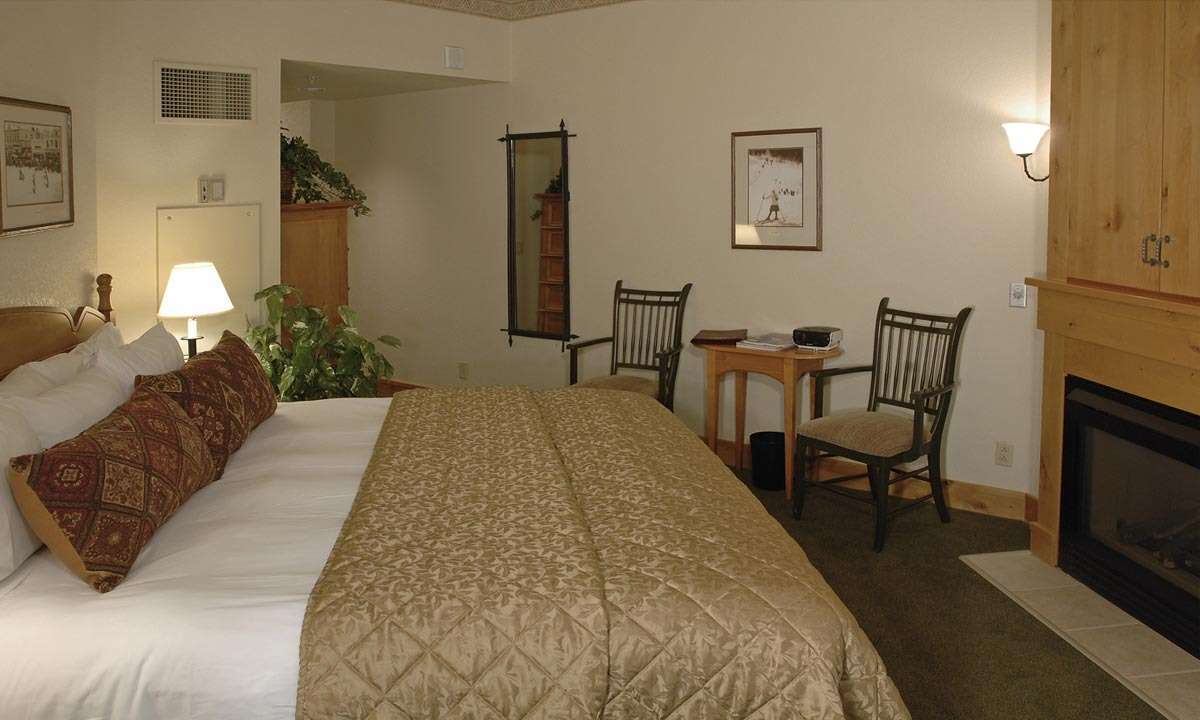 Hotel The Steamboat Grand photo 3