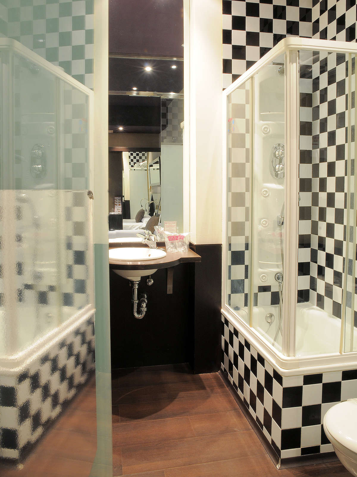 Hotel Petit Palace Bristol photo 5