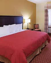 Hotel Country Inn & Suites Northwest Expressway photo 2