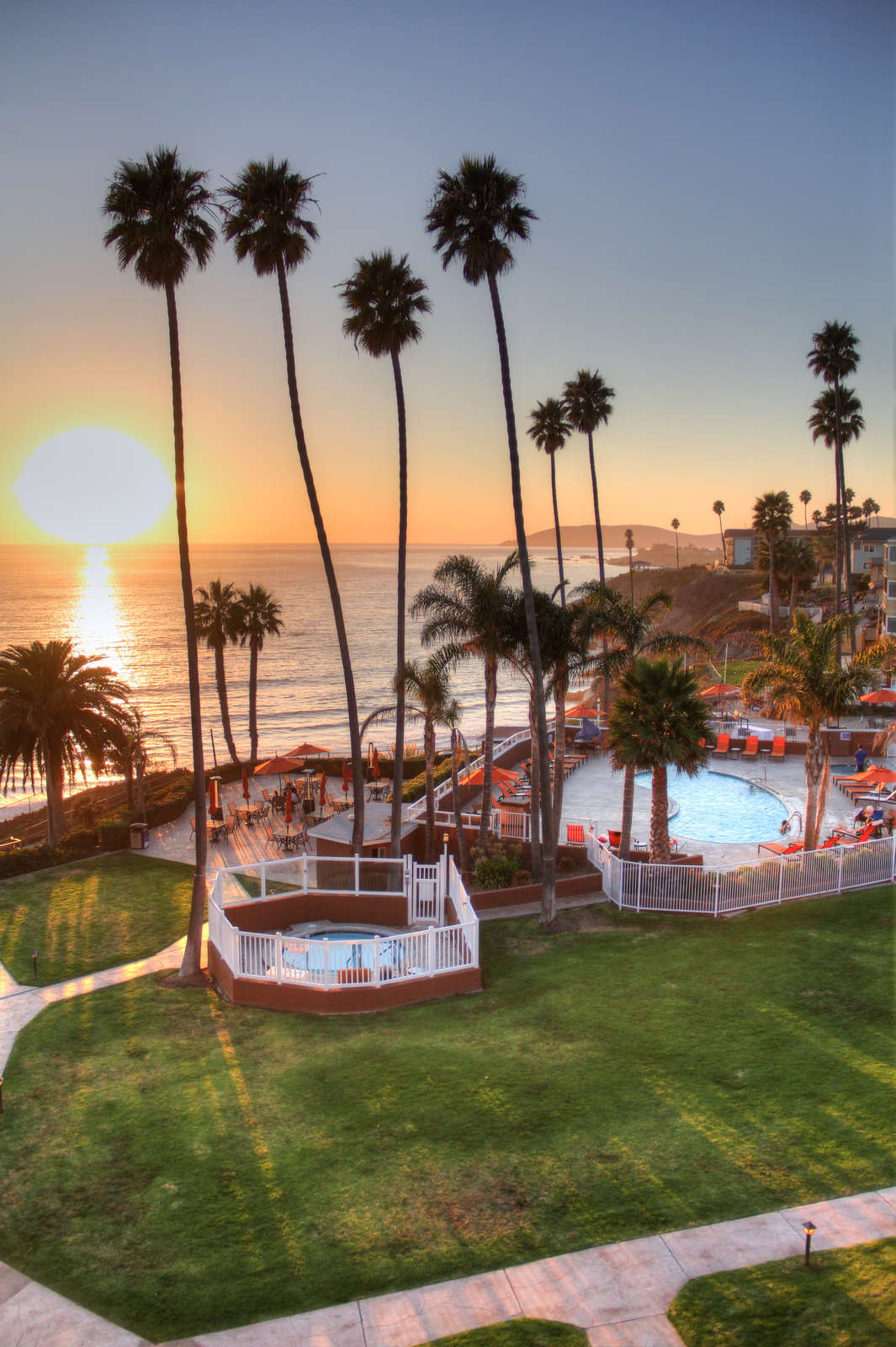 SeaCrest OceanFront Hotel