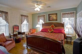 Hotel Annapolitan Bed & Breakfast photo 4