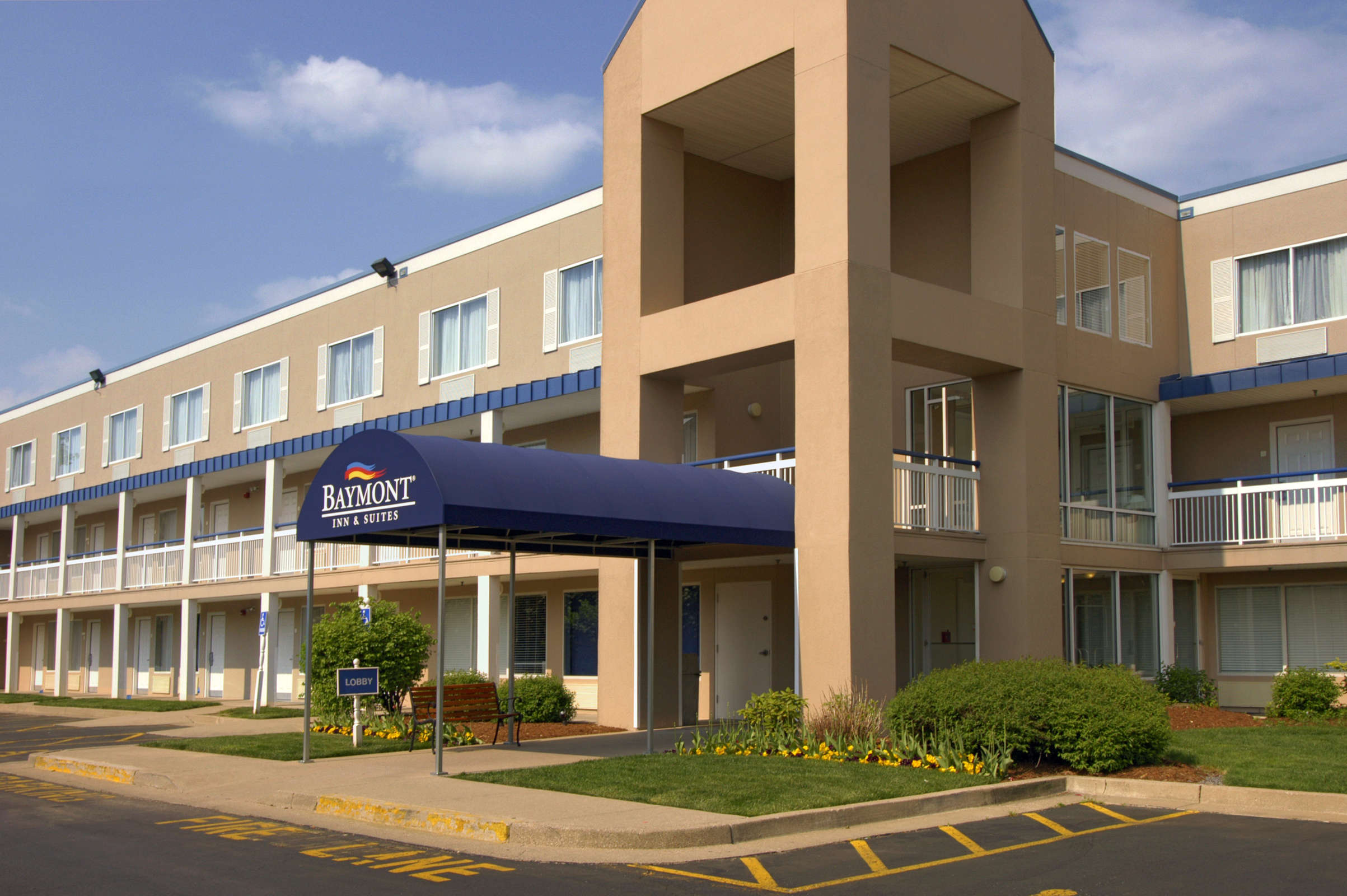 Baymont Inn & Suites Louisville East