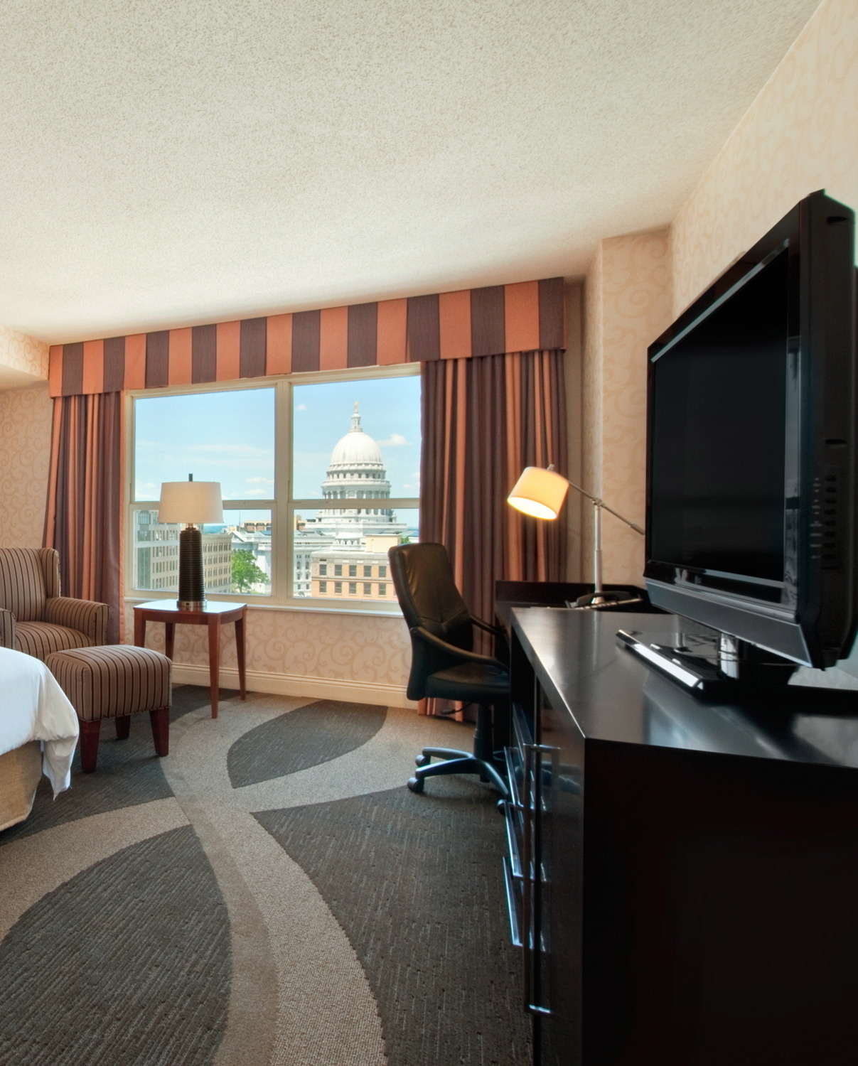 Hotel Hilton Madison Monona Terrace photo 3