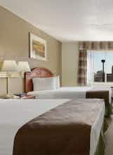 Hotel Baymont Inn & Suites Louisville East photo 4