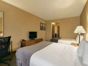 Hotel Ramada Plaza Omaha photo 5