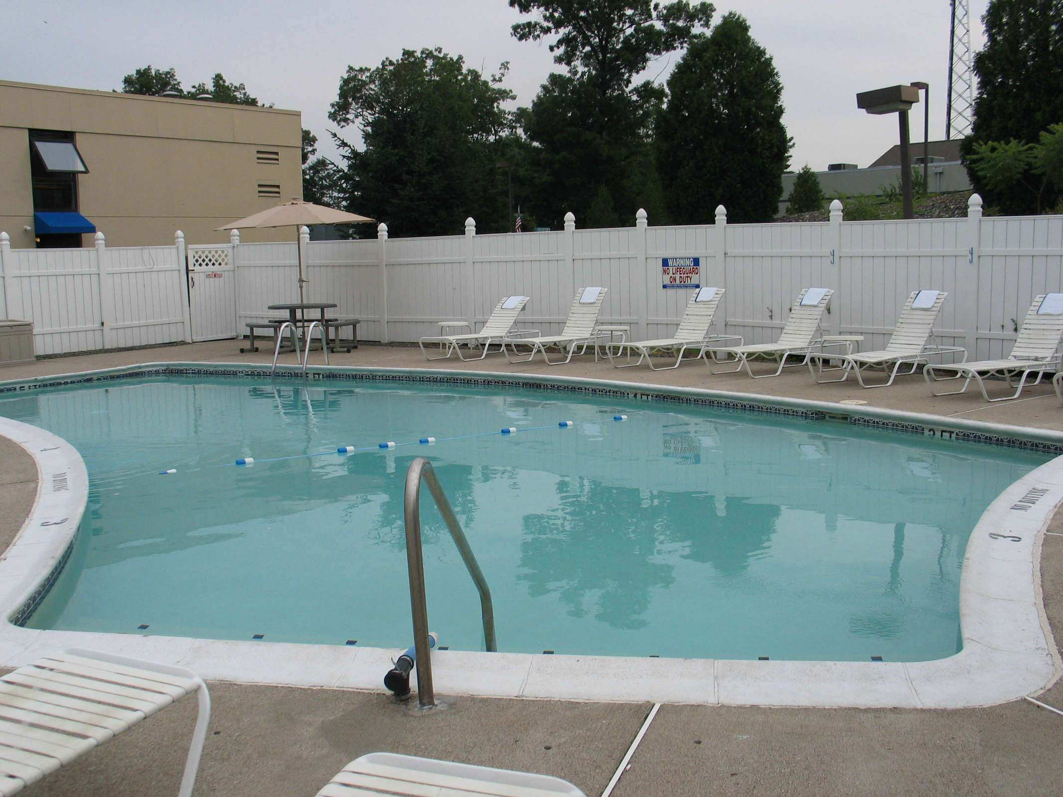 Hotel All Seasons Inn & Suites Smithfield photo 4