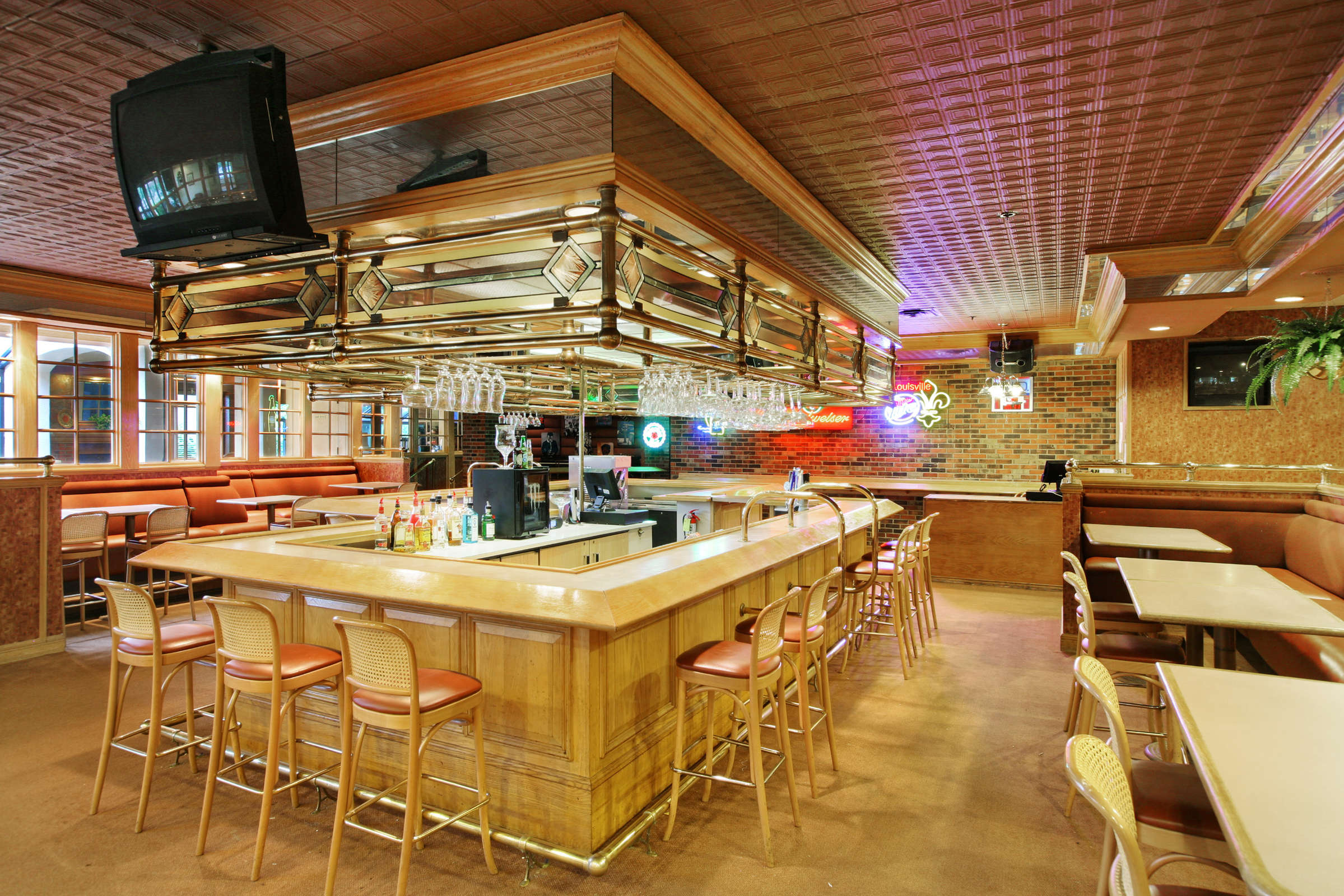 Hotel Ramada Louisville North photo 1