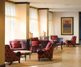 Hotel Hilton Burlington photo 2
