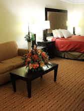 Hotel Super 8 McAllen/Hidalgo photo 2