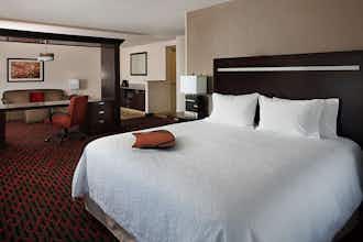 Hotel Hampton Inn Downtown - Waterfront photo 2