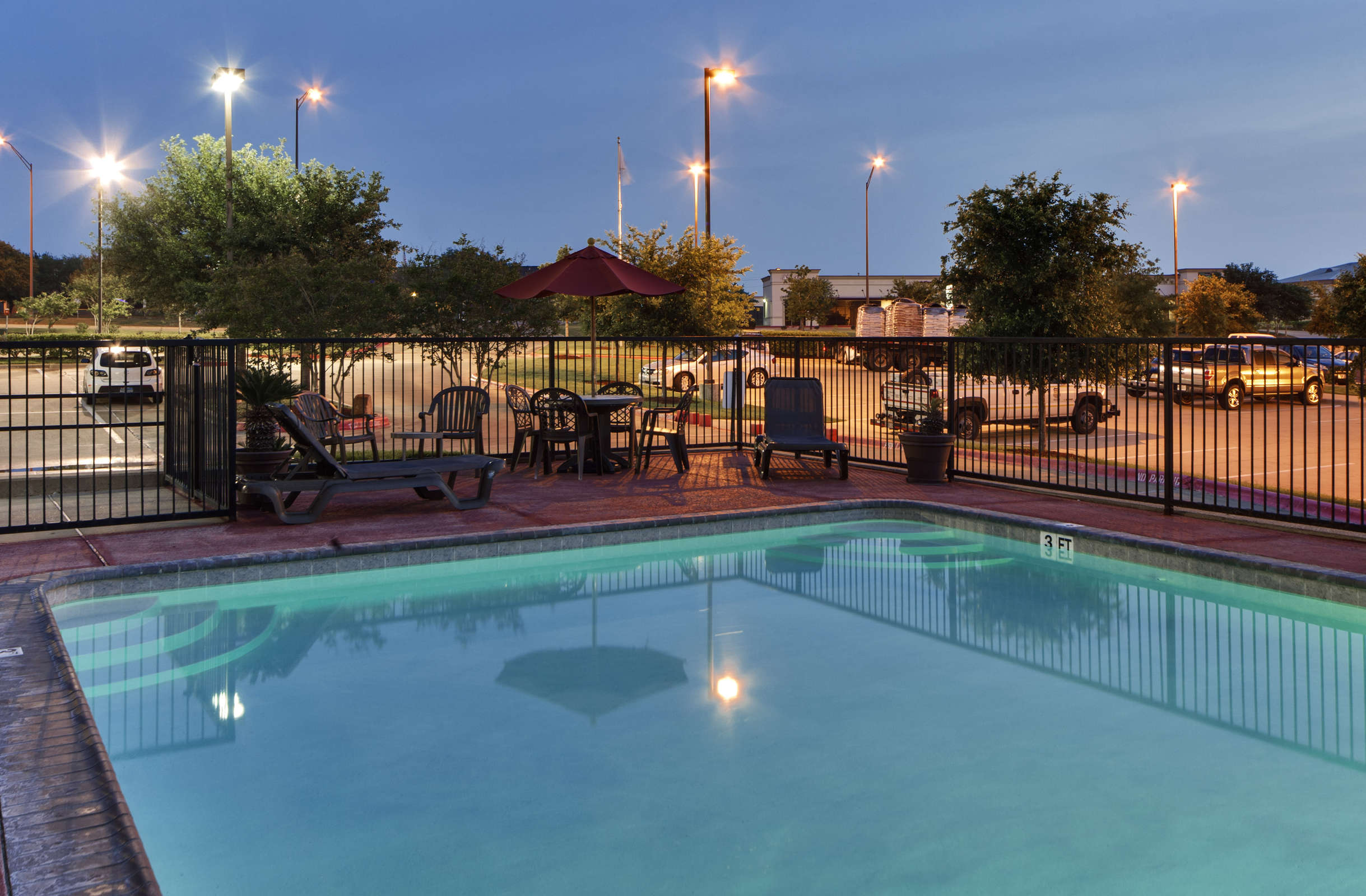 Hotel Hawthorn Suites College Station photo 1