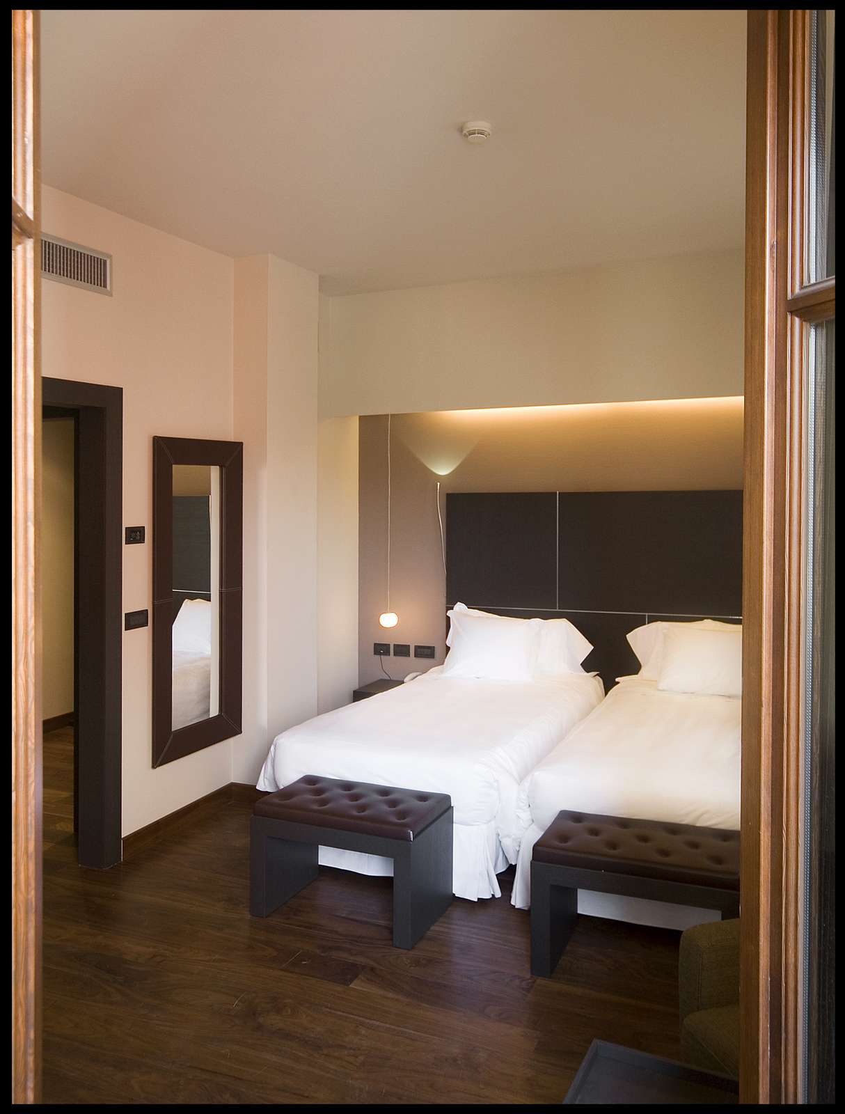 Hotel NH Torino Santo Stefano photo 2